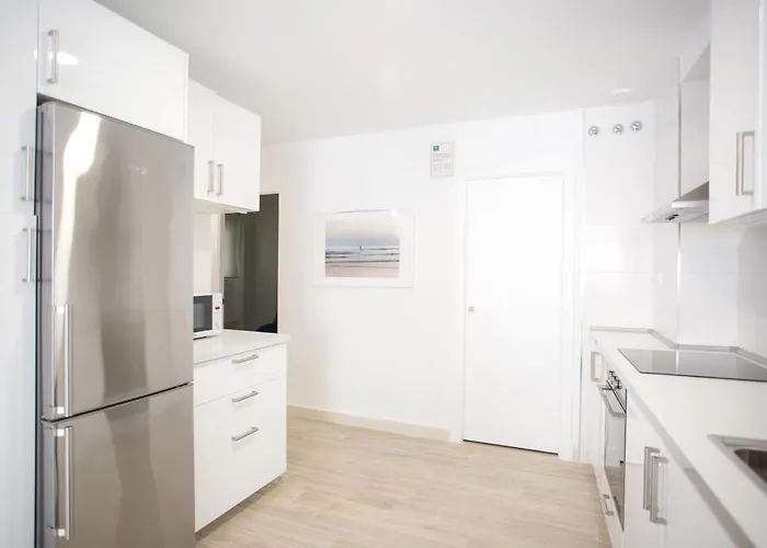 Nueva Almudena By Cadiz4rentals 아파트 *